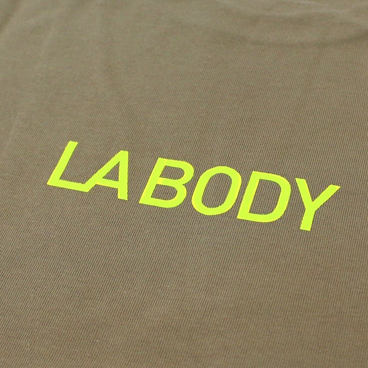 LA BODY 륨ܥǥ ON FLEEK T Ⱦµ  ١  եåȥͥ  ݡ  襬 