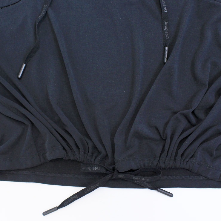 �����ȥ�å� Desigual �ǥ������� �����å� �ա��ǥ� BLACK M������