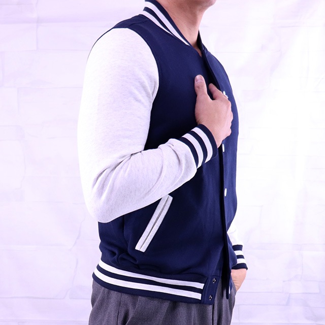 Men's ロゴスタジャン | すべての商品 | ラブラ公式オンラインショップ