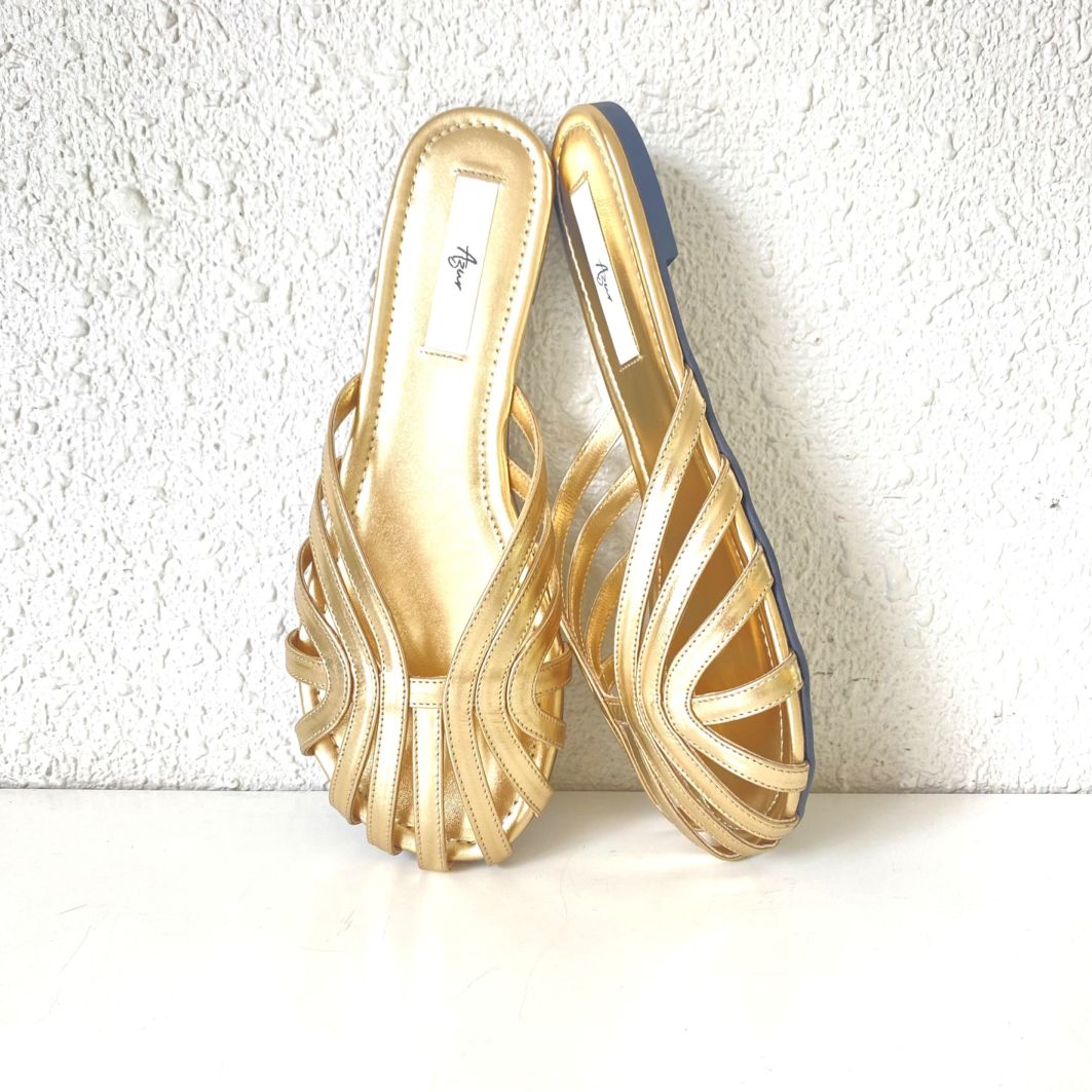 【追跡あり】ALDO パステルカラー ヒールサンダル★季節を先取り 追跡あり】ALDO パステルカラー ヒールサンダル☆季節を先取り