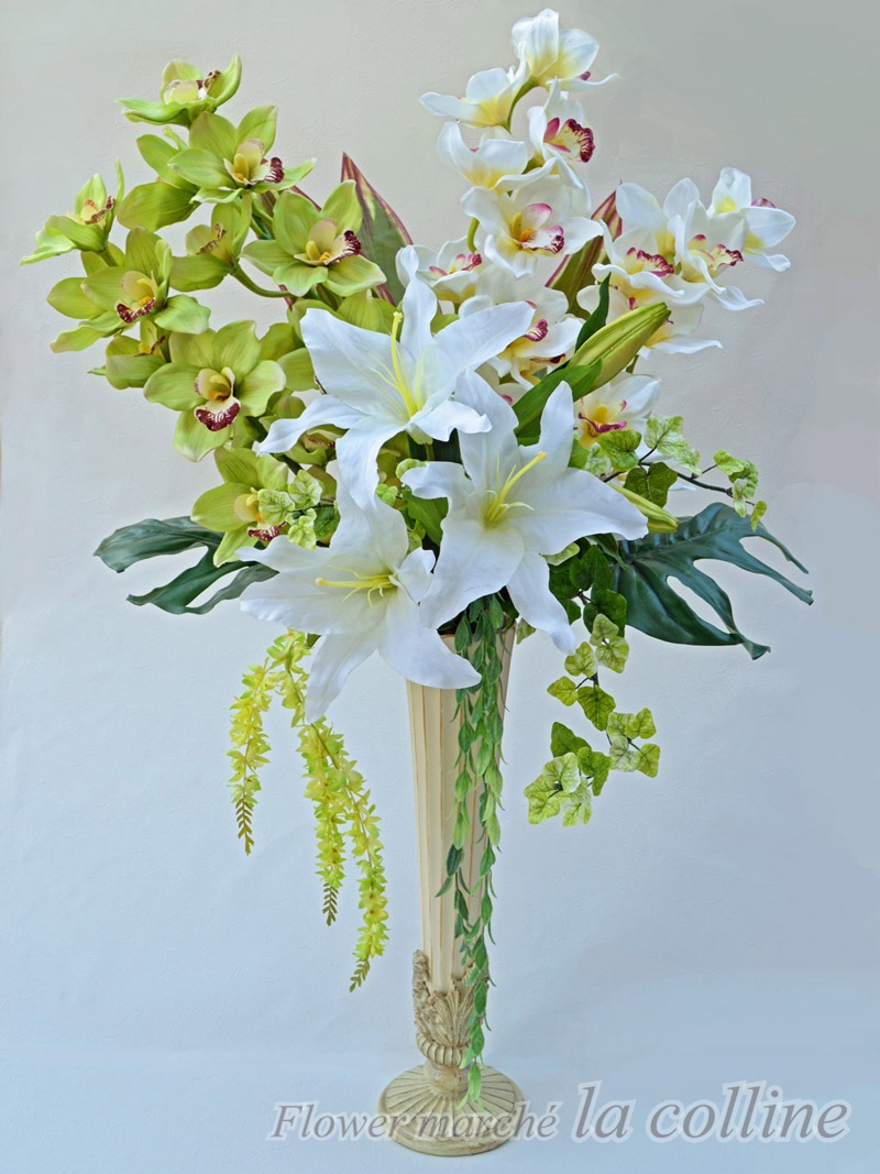 カサブランカとシンビジュームのトールアレンジ【アーティフィシャルフラワー(高級造花)アレンジ】-フラワーマルシェ ラコリーヌ