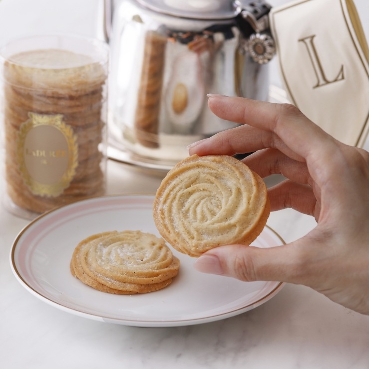 ギフトボックス入り】サブレ・ヴィエノワ ｜ラデュレ｜マカロン発祥の