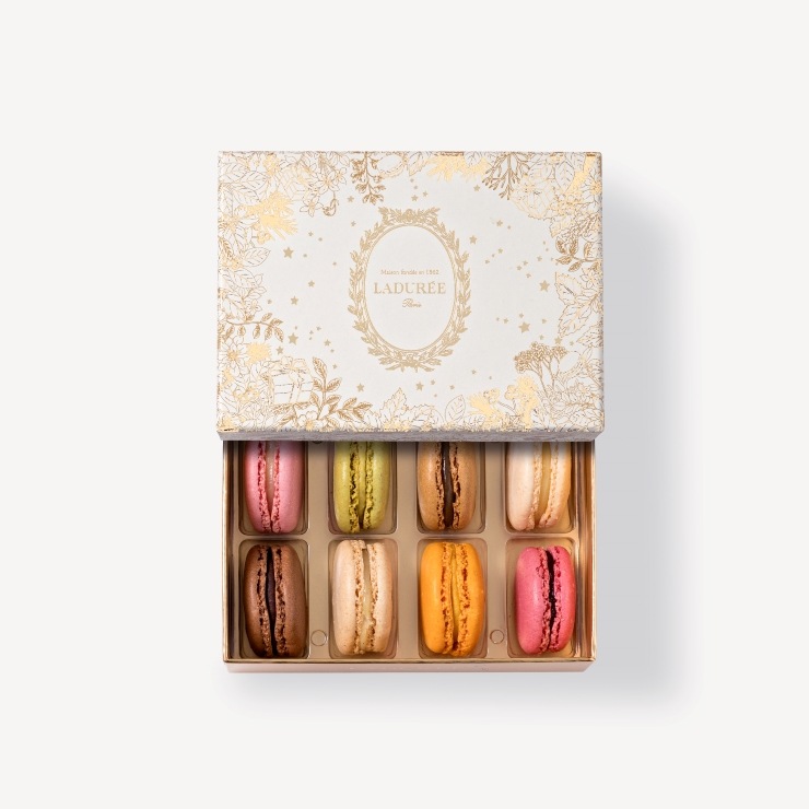 クリスマス2025】マジック・ガーデン マカロン8個入り ｜ラデュレ