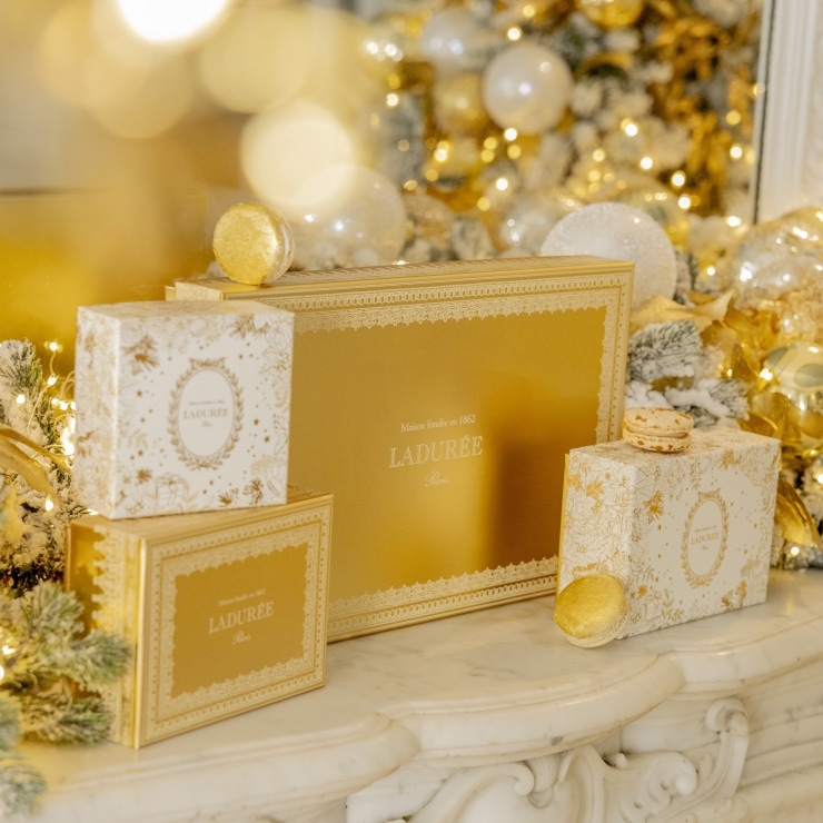 クリスマス2025】ナポレオン・トロワ・ゴールド マカロン8個入り