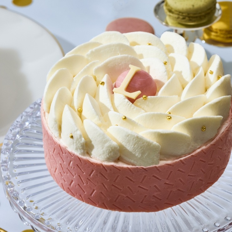 ノエル・イスパハン（冷凍ケーキ） ｜ラデュレ｜マカロン発祥のメゾン