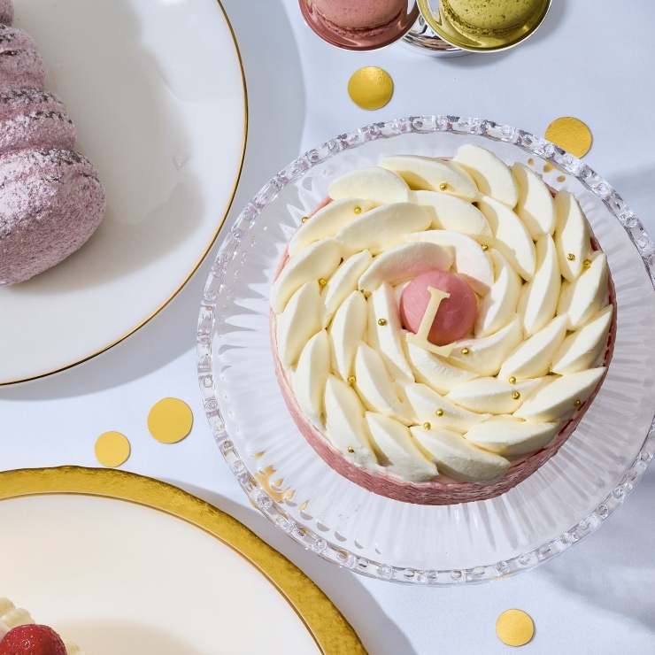 ノエル・イスパハン（冷凍ケーキ） ｜ラデュレ｜マカロン発祥のメゾン