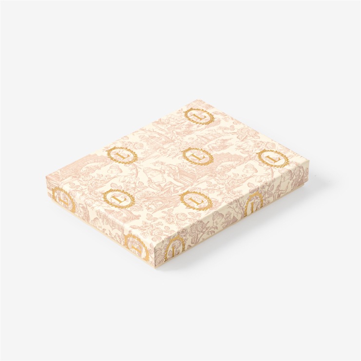 ローズ・プードレ ウジェニー12個入り ｜ラデュレ｜マカロン発祥の