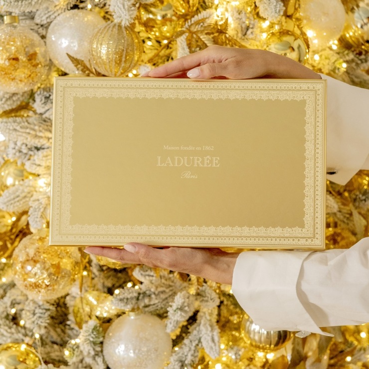 【オンライン限定】ナポレオン・ゴールド マカロン42個入り