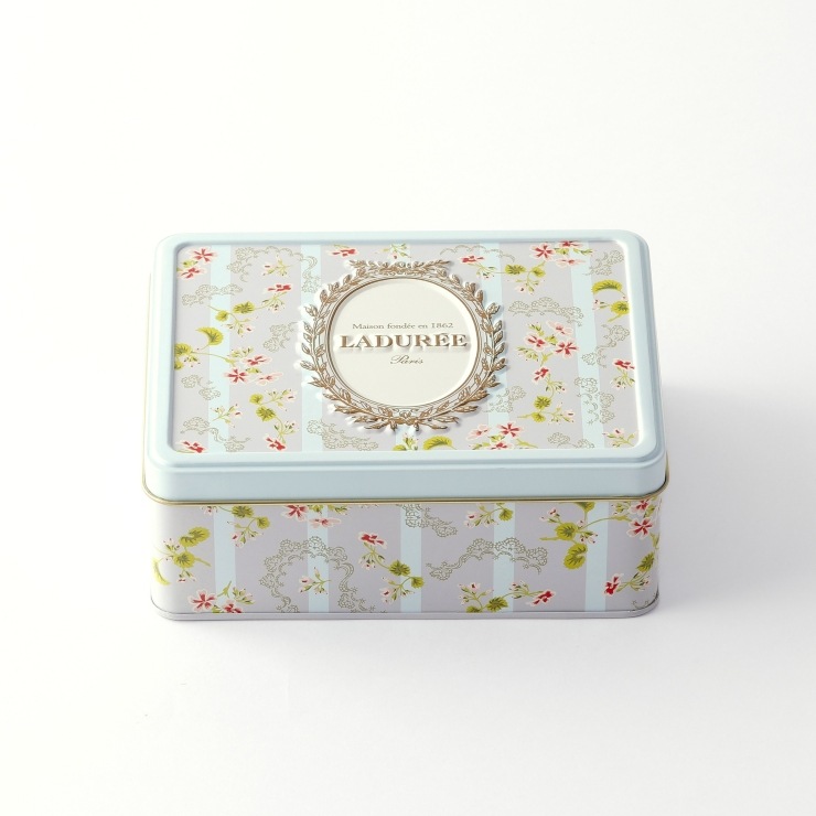 マドモアゼル・ロワイヤル ｜ラデュレ｜マカロン発祥のメゾン、パリの