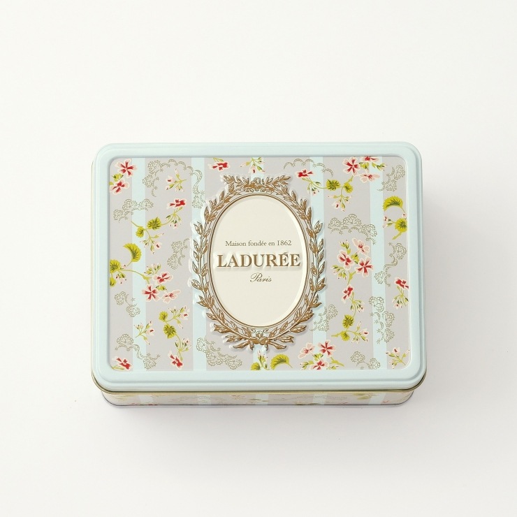 マドモアゼル・ロワイヤル ｜ラデュレ｜マカロン発祥のメゾン、パリの