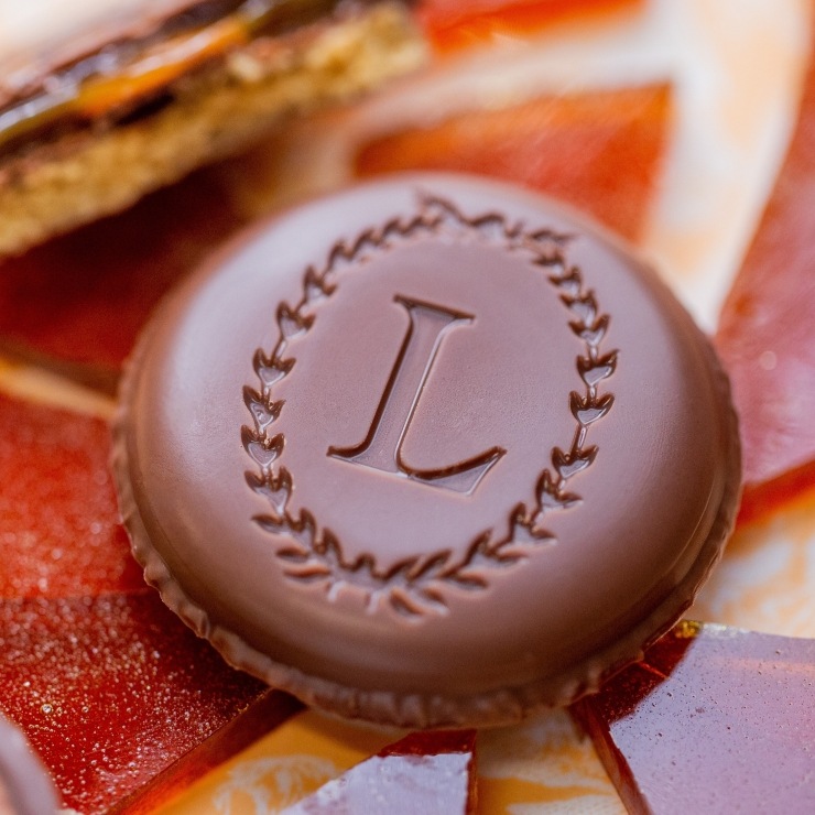 ウジェニー 12個入り