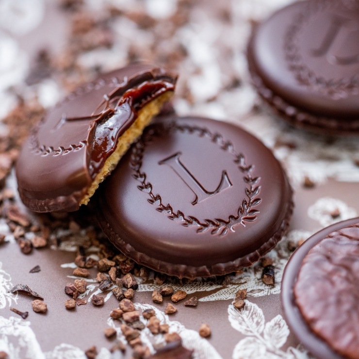 ウジェニー 12個入り