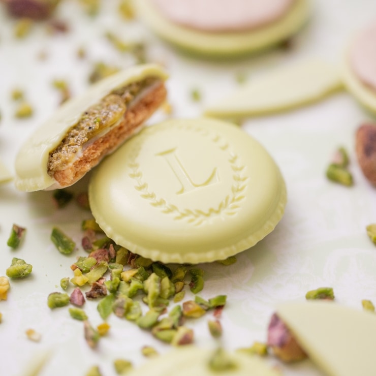 ウジェニー 18個入り