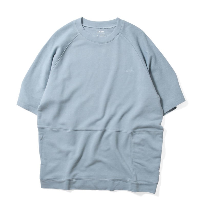 LAKH ラク PATCH TEE 半袖Tシャツ STONE BLUE ストーンブルー 【30%オフ】