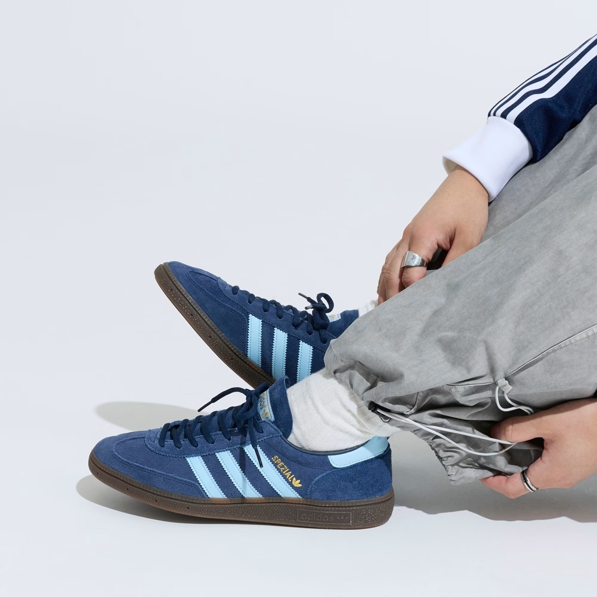 adidas アディダス HANDBALL SPEZIAL College Navy/CLEAR SKY