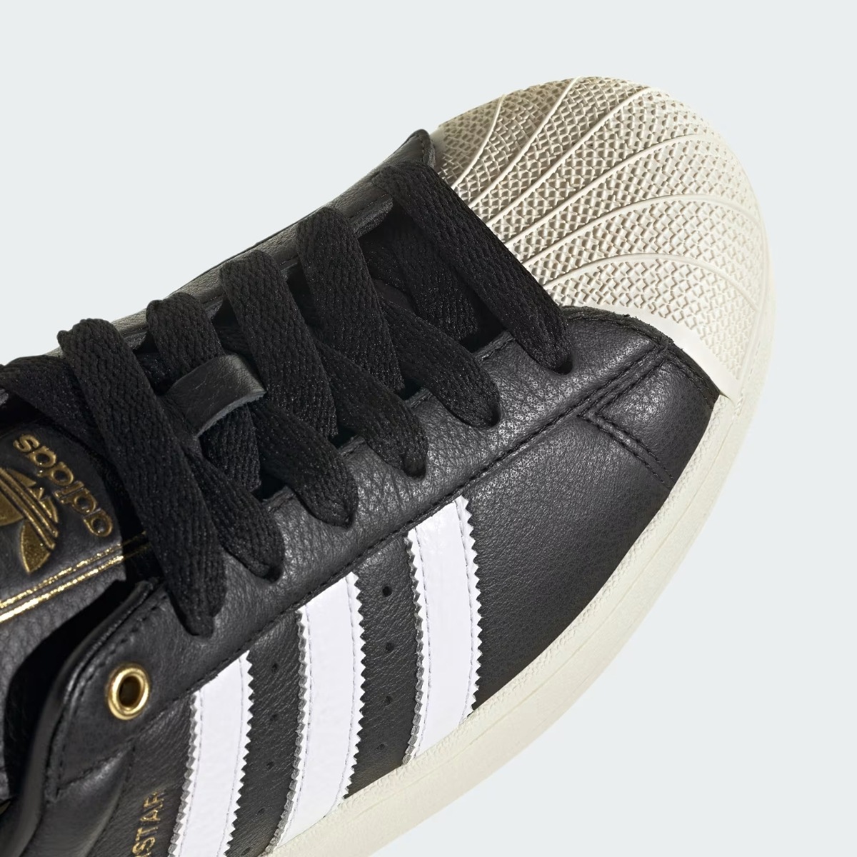 adidas アディダス SUPERSTAR II ｺｱﾌﾞﾗｯｸ/ﾌｯﾄｳｪｱﾎﾜｲﾄ スニーカー