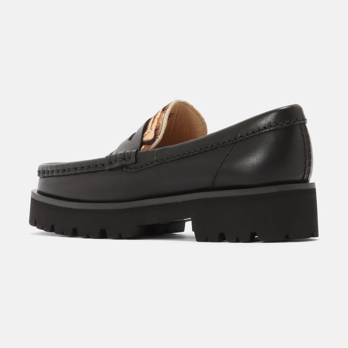 Clarks クラークス Yukoner Penny. Black Combi Lea ローファー