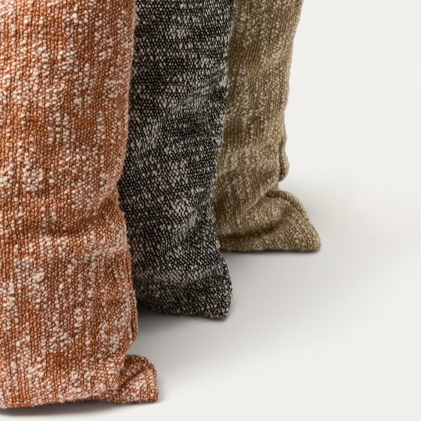 MEVIA ���å���󥫥С�