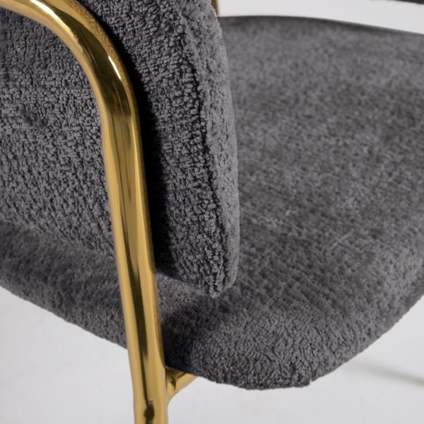 KONNIE ������