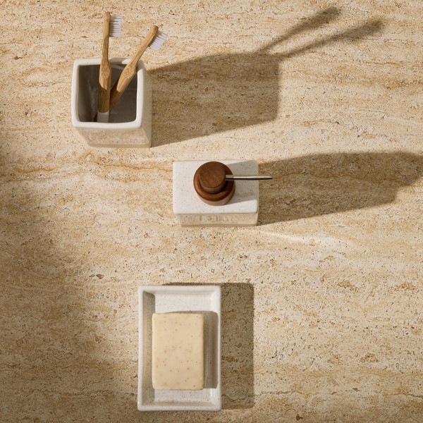 CARELI �����ץǥ��å���