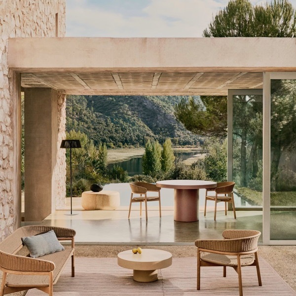 NIVRA �١���