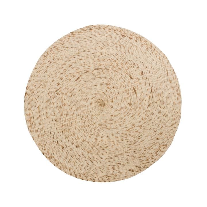 【ご参考商品】ラグ|本棚の前