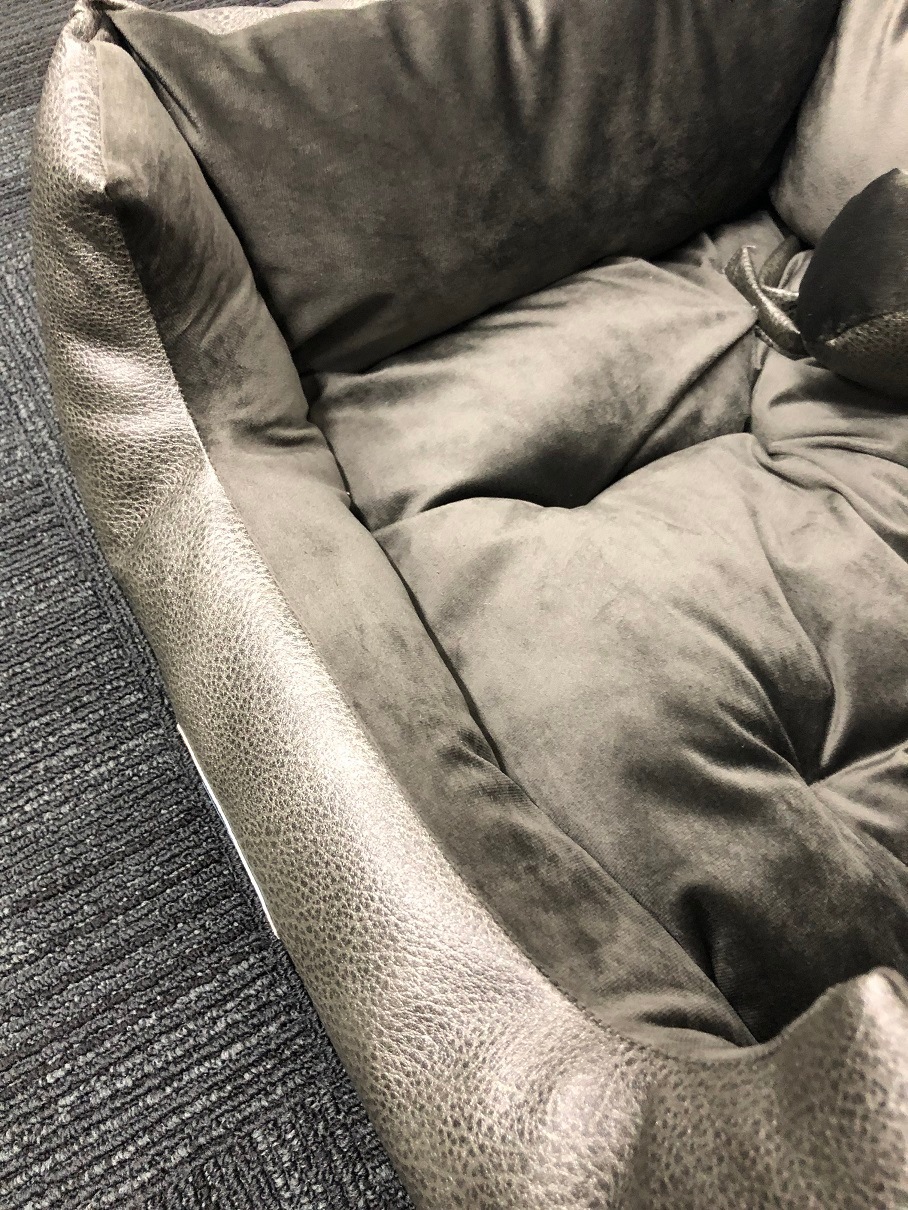 DODO COSY PLUTON ���ɥ��ɥ������������ץ�ȥ󡡡���4�������ˡ���鴶�Τ���٥å�