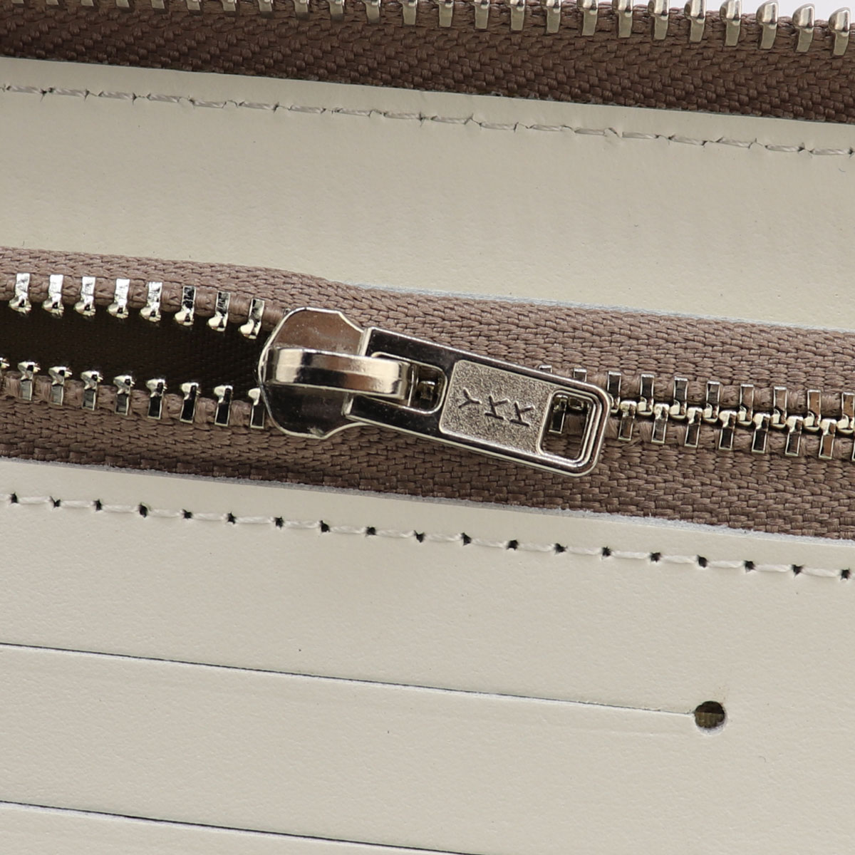 レザック 財布 ナイルクロコダイル ラウンドジップ オーガナイザー 長財布 LE'SAC 8149 NATURAL（ナチュラル）　