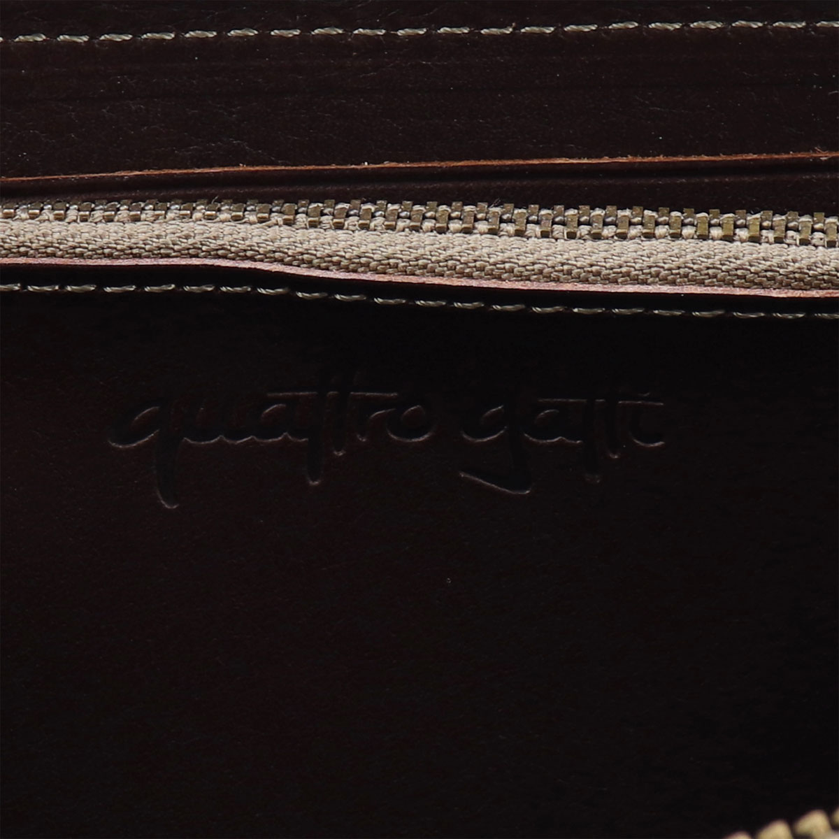 クアトロガッティ 財布 クロコダイル ラウンドジップ 長財布 QUATTRO GATTI 8101 GREIGE（グレージュ）　