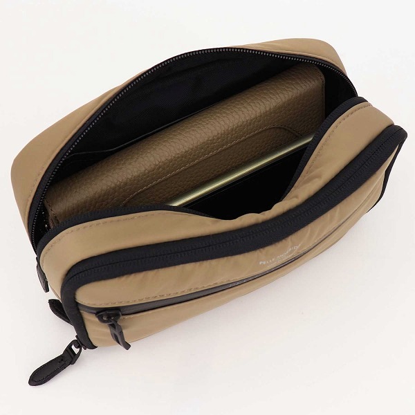 セール 半額以下】ペッレモルビダ ポーチ HYDROFOIL ハイドロフォイル