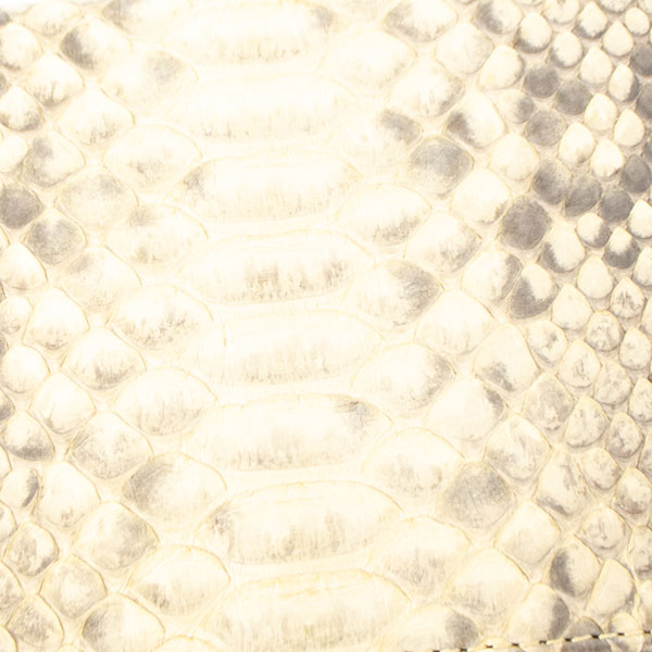 クアトロガッティ 財布 メンズ ダイヤモンドパイソン レザー ラウンドジップ 長財布 QUATTRO GATTI 8176 QTG BEIGE 