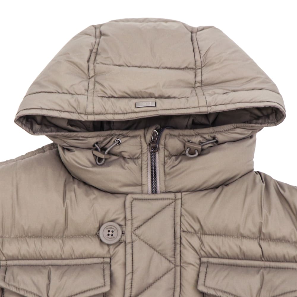 ヘルノ　ダウンジャケット　グレージュ ヘルノ HERNO ヘルノ ダウンジャケット コート ケープ グレー