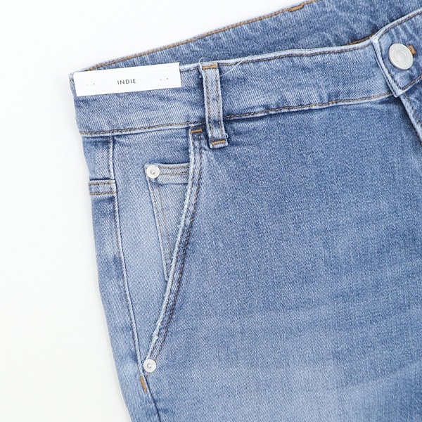 【セール】ピーティートリノデニム ストレッチ テーパード デニムスラックス PT TORINO DENIM INDIE PTD C5ZJ01Z10BAS OA43 LT84 【返品交換不可】
