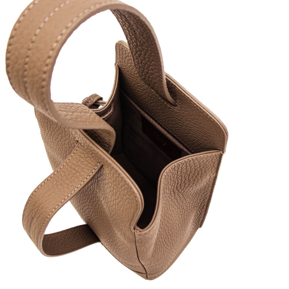 アカーテ バッグ カーフ シュリンクレザー 巾着型 2WAY ワンショルダー