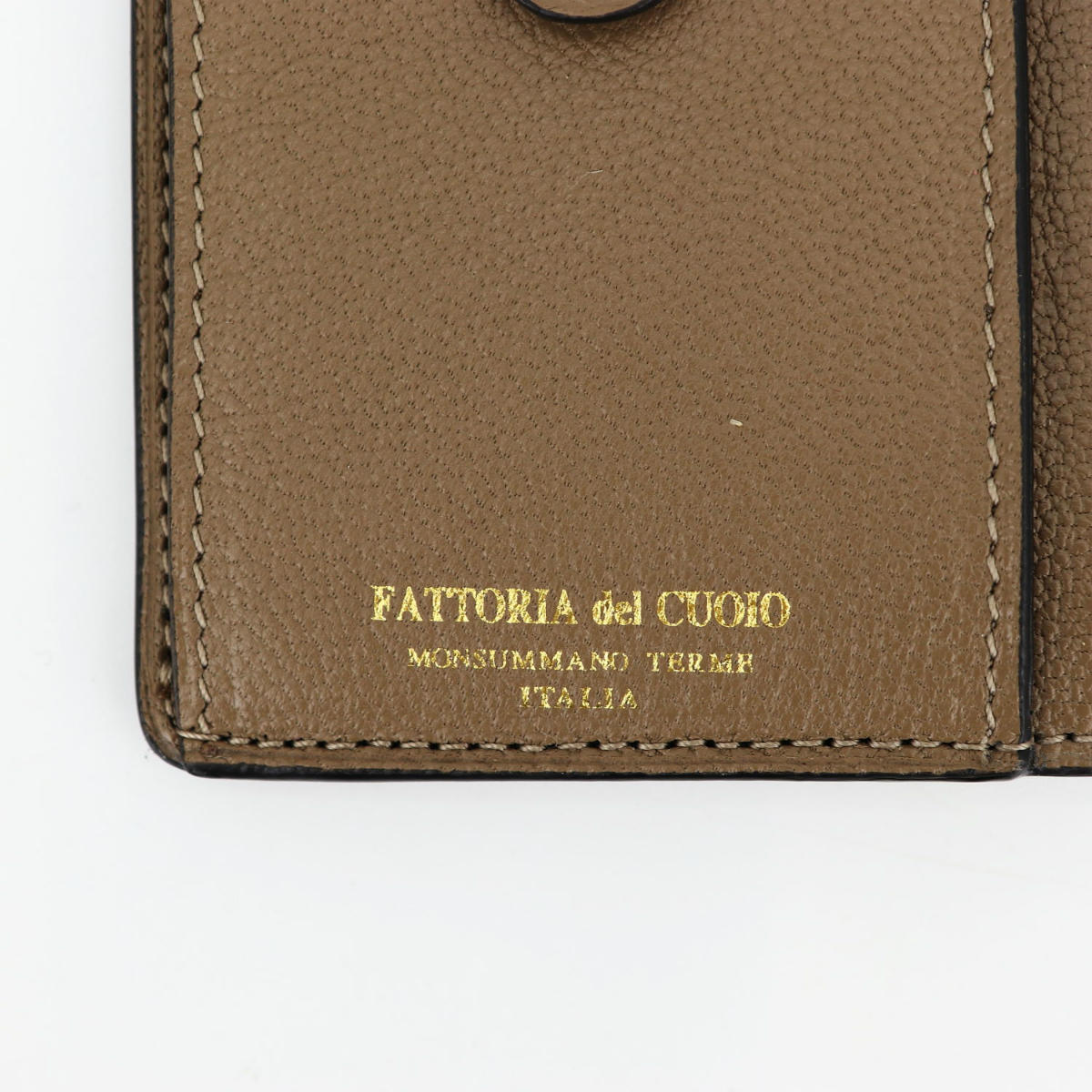 柔らかい 新品 FATTORIA del CUOIO レザー カードケース グレージュ