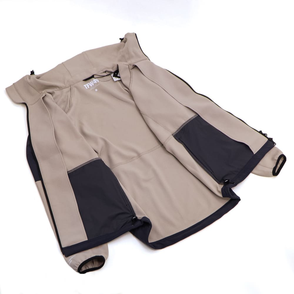 新品未使用　TFW49 ジャケット Lサイズ　　ゴルフ　WEB完売品　薄手春服 ティーエフダブリュー49 ゴルフ ウェア メンズ アクティブジャケット