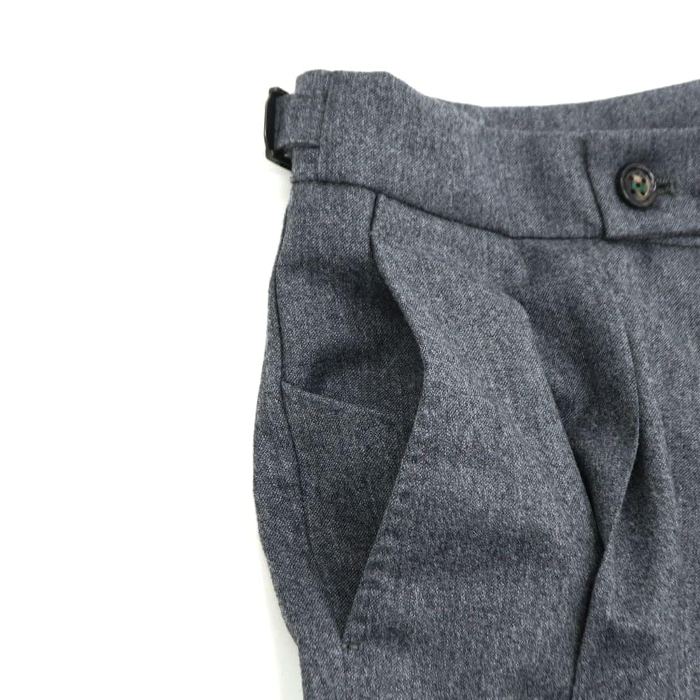 送料関税込★Rohe★ヴァージンウール バレルレッグパンツ 送料関税込☆Rohe☆ヴァージンウール バレルレッグパンツ