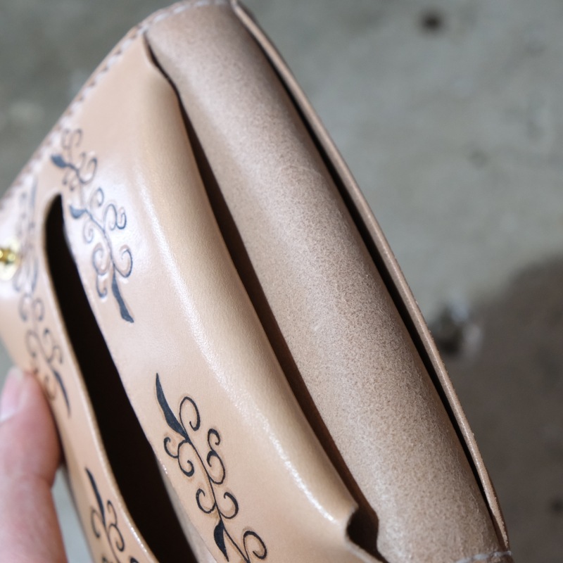 LOOSE NEEDLE Tattooing Leathers �롼���ˡ��ɥ륿�ȥ������󥰥쥶������POCKET TISSUE CASE�ۥݥ��åȥƥ��å��奱���� �ܳ� ���ɥ�쥶��