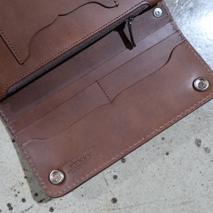 FUNNY �ե��ˡ���TRUCKERS WALLET�ۢ㥳���ɥХ���BROWN�� �ȥ�å�����������å� ���󥰥�����å� �������󥦥���å� �ϳ� ������