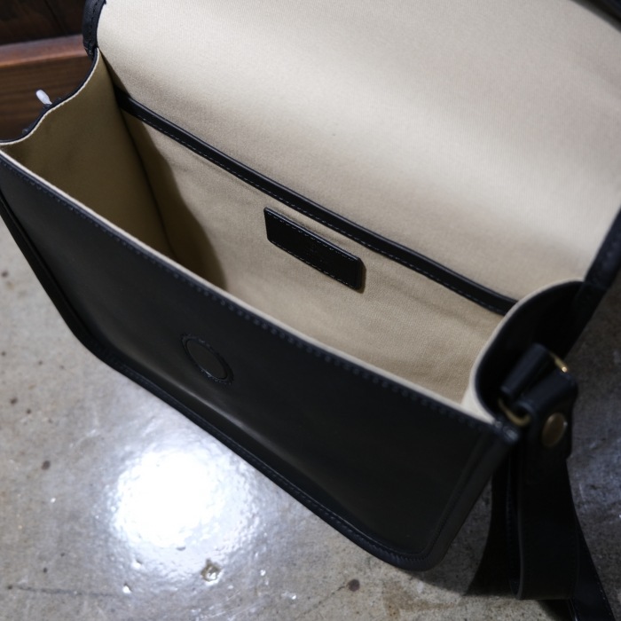 MOTO LEATHER��BAG72�� ��OILED COW LEATHER FLAP MINI SHOULDER BAG�ۥ�����ɥ����쥶���ե�åץߥ˥��������Хå� ���� ����С�������� 925