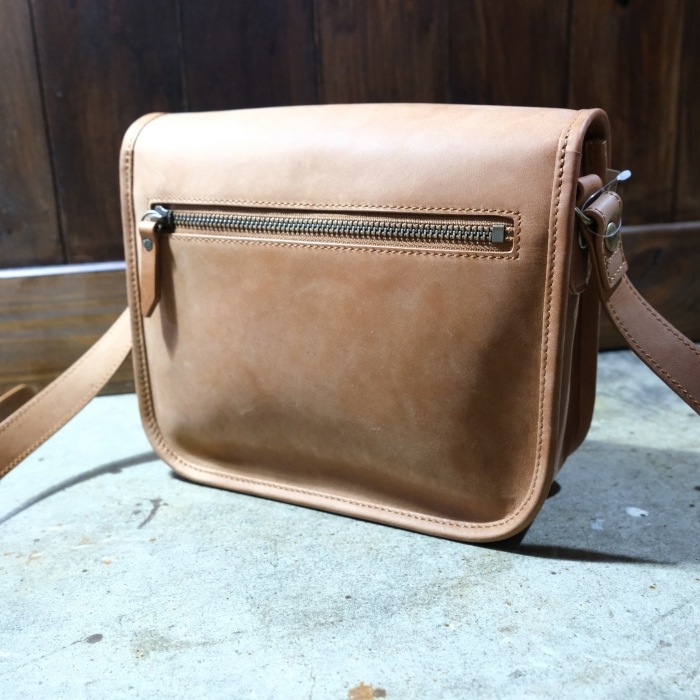 MOTO LEATHER��BAG72�� ��OILED COW LEATHER FLAP MINI SHOULDER BAG�ۥ�����ɥ����쥶���ե�åץߥ˥��������Хå� ���� ����С�������� 925