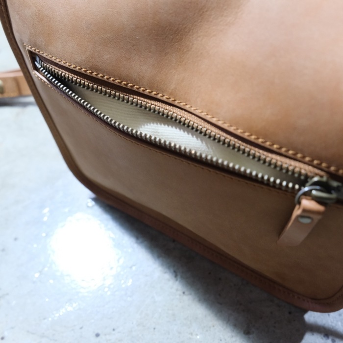 MOTO LEATHER��BAG72�� ��OILED COW LEATHER FLAP MINI SHOULDER BAG�ۥ�����ɥ����쥶���ե�åץߥ˥��������Хå� ���� ����С�������� 925
