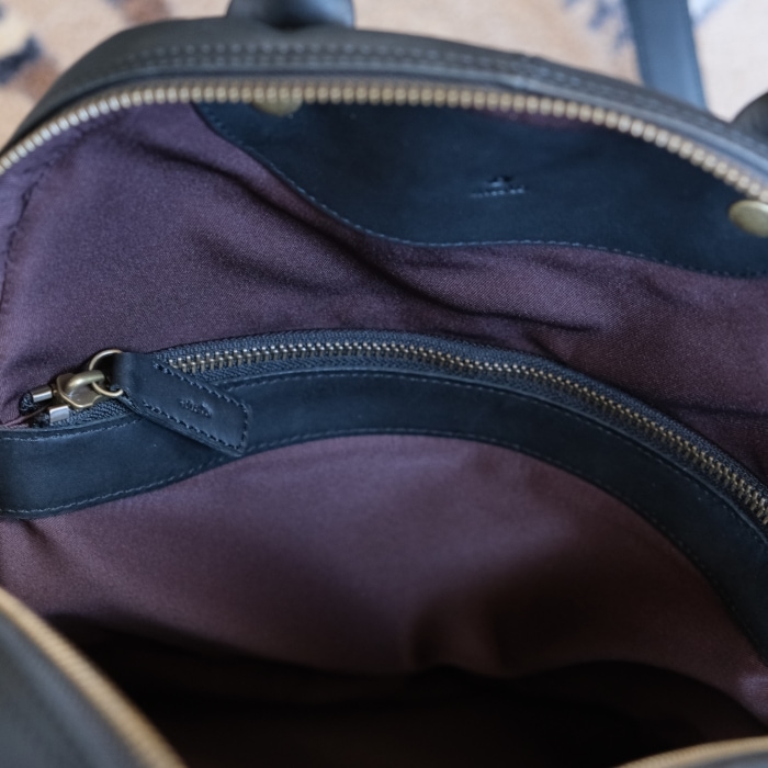 MOTO LEATHER��BAG61�ۡ�OILED COW LEATHER DAY BAG�ۥ�ȥ쥶�� ������ɥ����쥶�� �ǥ��Хå� �Хå��ѥå� ����