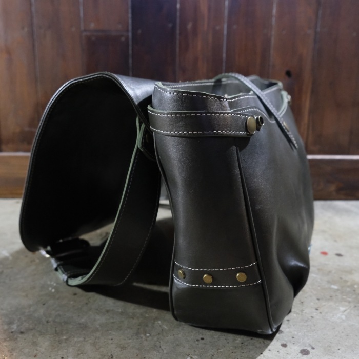 Y'2 LEATHER �磻�ġ��쥶�� ��BG-10�ۡ�ECO HORSE MAIL BAG�� ��ECO HORSE��ۡ����ϥ��ɥ᡼��Хå� �����ۡ��� �쥶���Хå�  �ܳ� MADE IN JAPAN