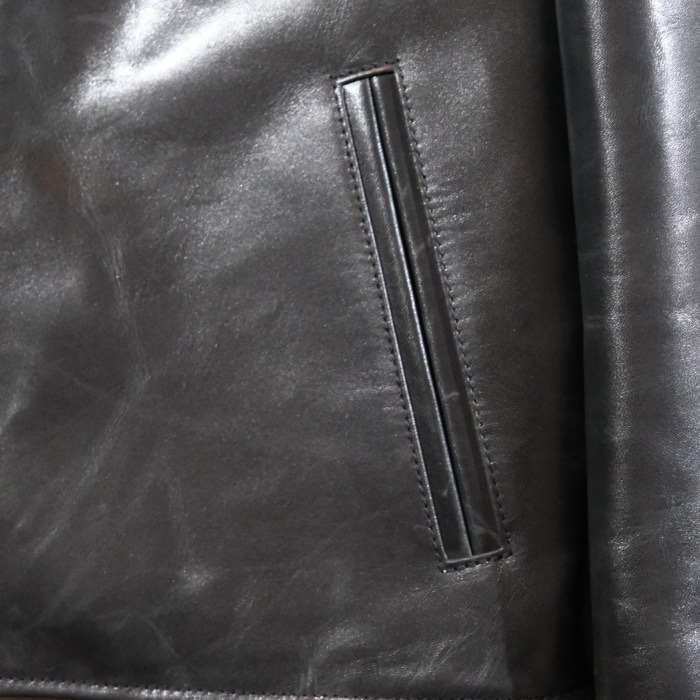 Y'2 LEATHER �磻�ġ��쥶����HVR-42�ۡ�HV HORSE SINGLE RIDERS��BLACK��ۢ�44XXL�䥷�󥰥�饤������ �쥶�����㥱�å� �ۡ����ϥ��� �ϳ� ������