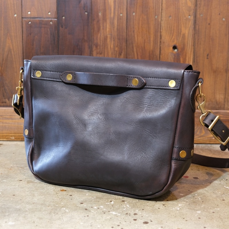 VASCO ����������VS-247L�ۡ�LEATHER POSTMAN SHOULDER BAG-REGULAR�ۢ�PLANE�� �ݥ��ȥޥ󥷥������Хå� ɱϩ������ ������