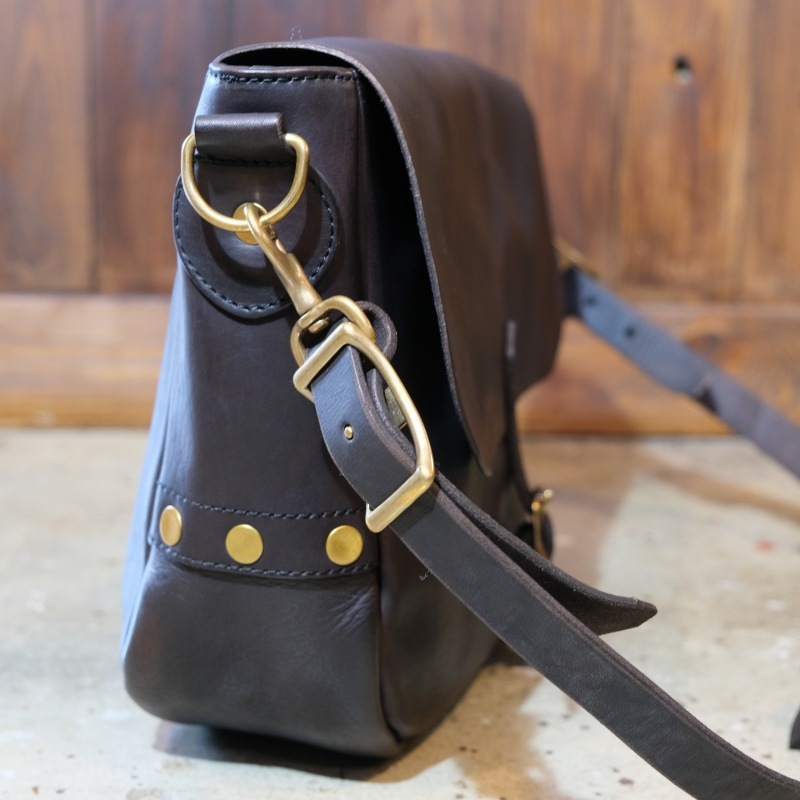 VASCO ����������VS-247L�ۡ�LEATHER POSTMAN SHOULDER BAG-REGULAR�ۢ�PLANE�� �ݥ��ȥޥ󥷥������Хå� ɱϩ������ ������