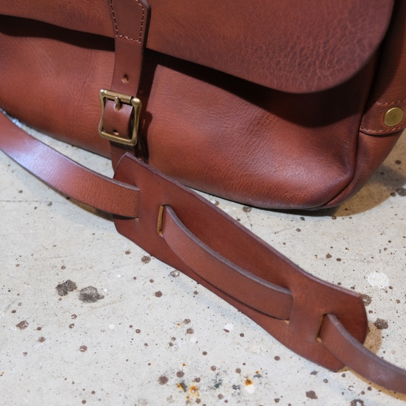 VASCO ����������VS-247L�ۡ�LEATHER POSTMAN SHOULDER BAG-REGULAR�ۢ�PLANE�� �ݥ��ȥޥ󥷥������Хå� ɱϩ������ ������