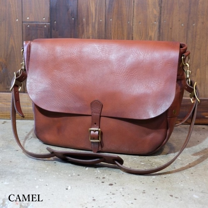VASCO ����������VS-248L�ۡ�LEATHER POSTMAN SHOULDER BAG -LARGE�ۢ�PLANE�� �ݥ��ȥޥ󥷥������Хå� ɱϩ���쥶�� ������ MADE IN JAPAN ������