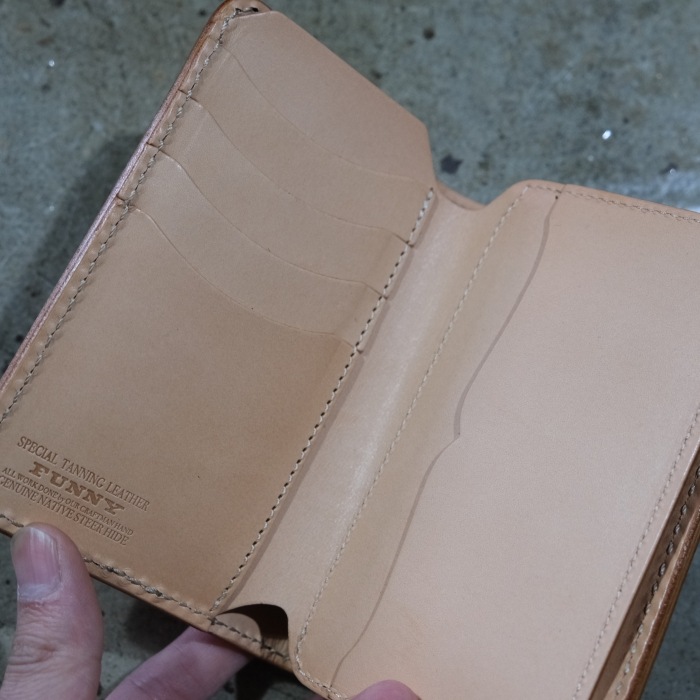 FUNNY �ե��ˡ���SUNSET BILLFOLD�ۢ㥷���󥯥쥶���� ���󥻥åȥӥ�ե����� �ߥɥ륦����å� ���� 